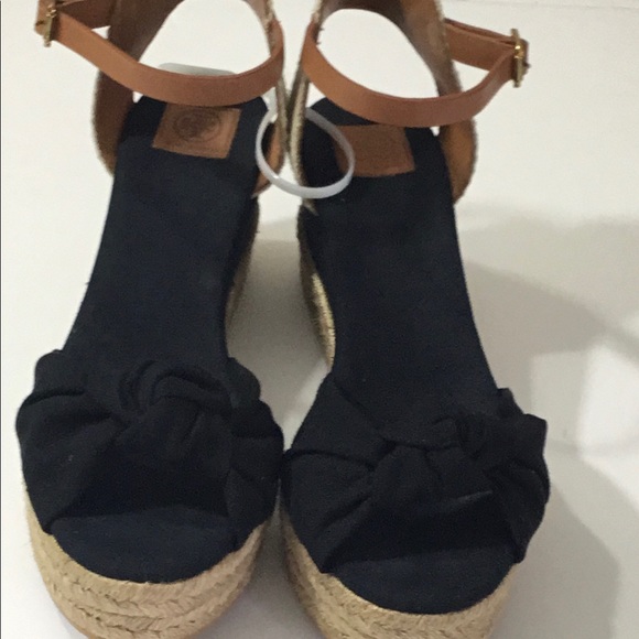 TORY BURCH Knotted Bow Wedge Sandal Black Tan 40 - Picture 7 of 9